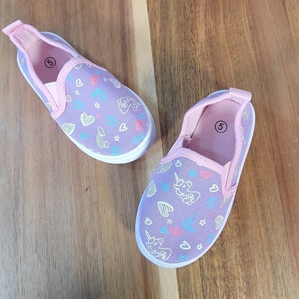 Canvas Slip on Loafers Sneakers Unicorns Rainbows Hearts Stars Print Size 5